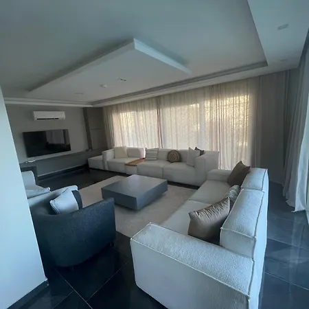 T K Vills Villa Evrenkoey